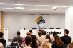 Álvaro Arrieta, director del Màster en Direcció d'Hoteleria i Restauració del CETT-UB, presentant un cas pràctic de food design.