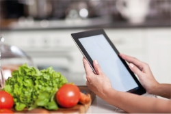 La jornada analiza el impacto del e-commerce en el sector alimentario